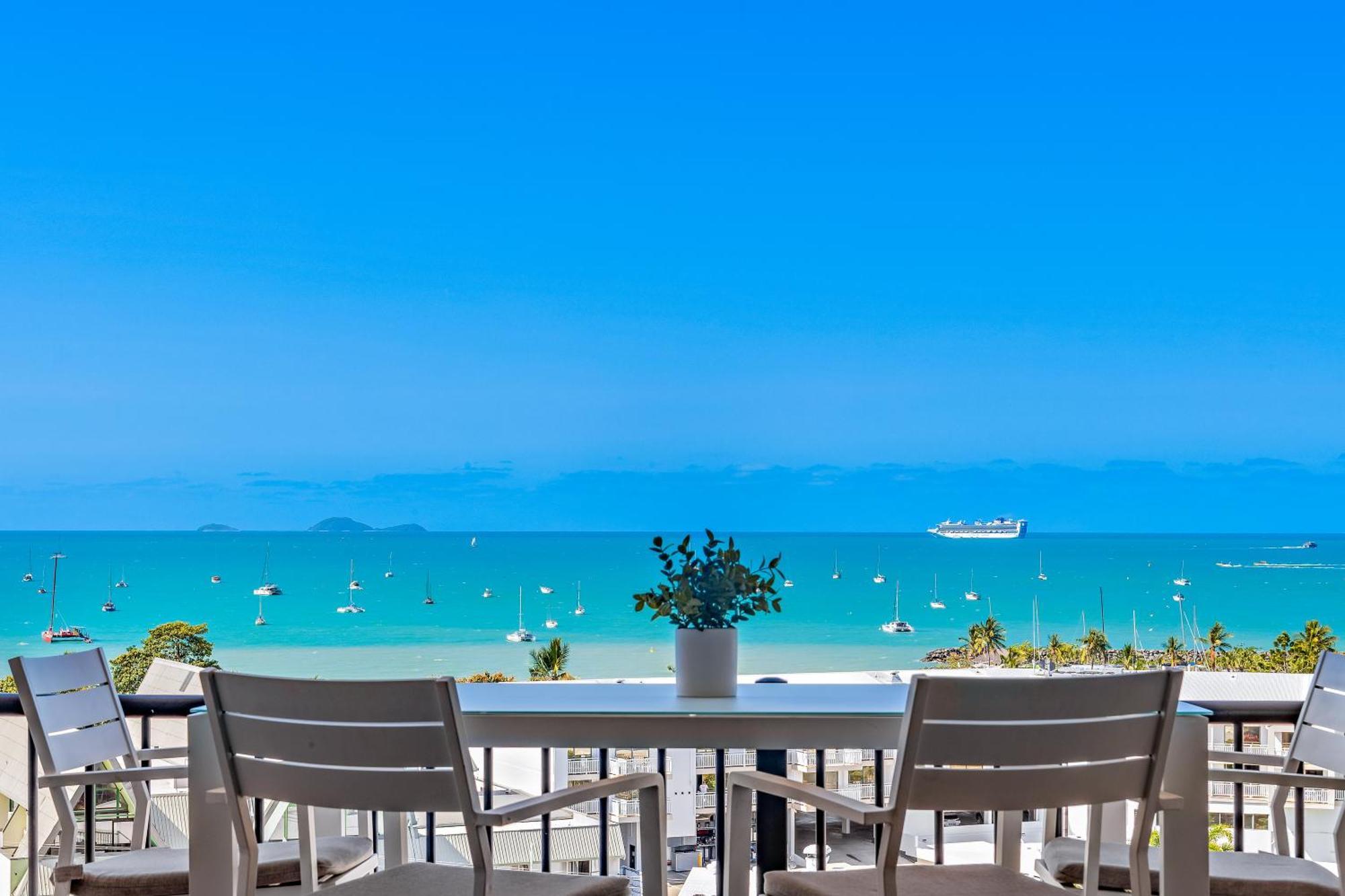 Ocean View Studio 14A Airlie Beach Bagian luar foto
